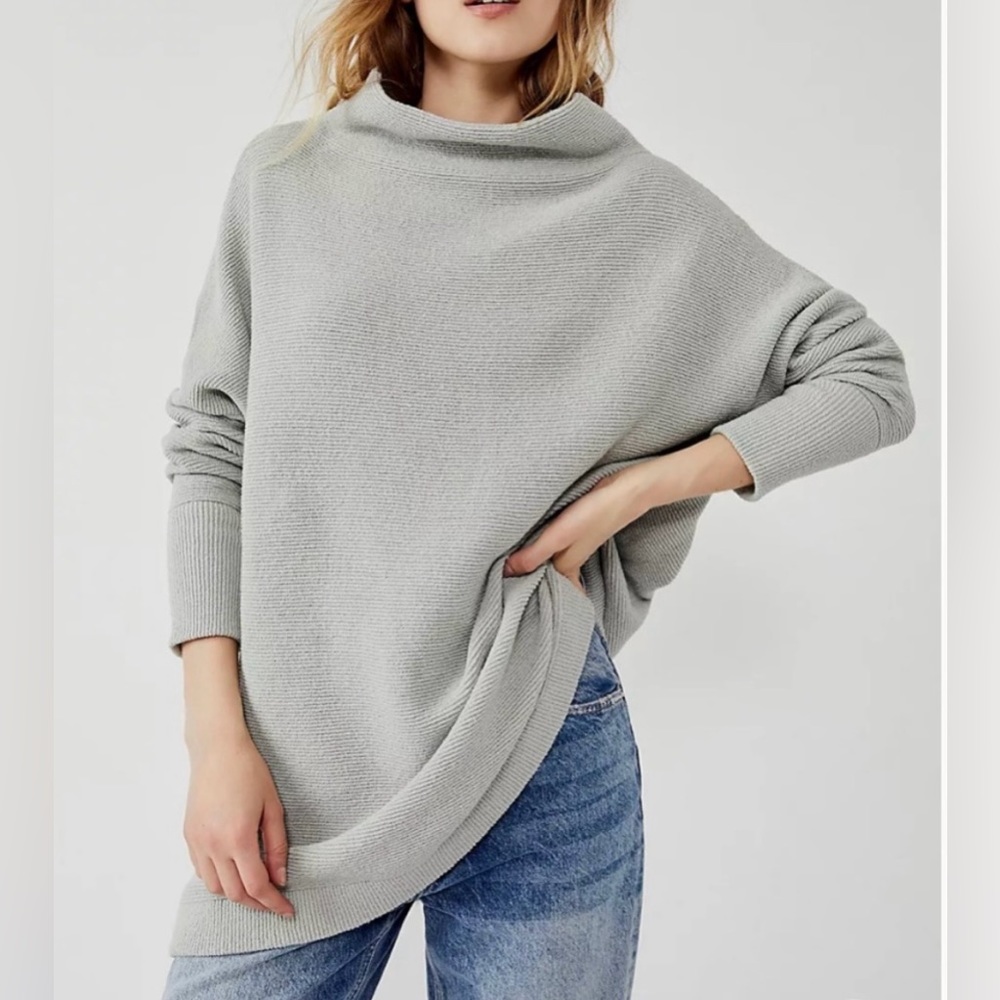 Free people tunic light blue sweater size XS